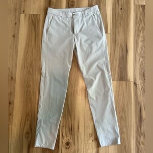 Lululemon ABC Slim-Fit Trouser 31” W 32"L
WovenAir Mojave Tan